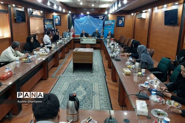 نشست خبری معاون توسعه منابع، پژوهش اداره‌کل آموزش و پرورش فارس