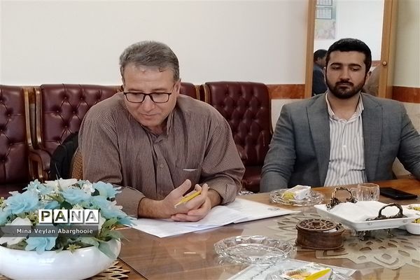 بازدید رئیس اداره پیشگیری در محیط کار ستاد مبارزه با موادمخدر از اولین اتاق نجات دانش‌آموزی کشور