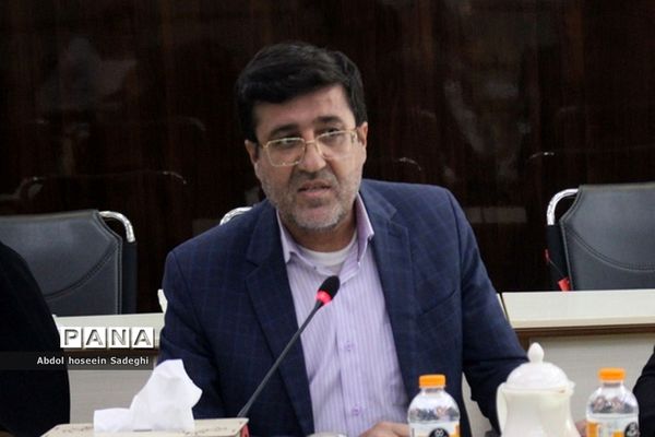 جلسه کارگروه ساماندهی لباس فرم دانش‌آموزان استان بوشهر