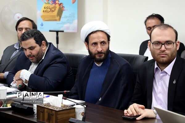 نشست صمیمی وزیر آموزش و پرورش با مدیران سازمان ملی تعلیم و تربیت کودک