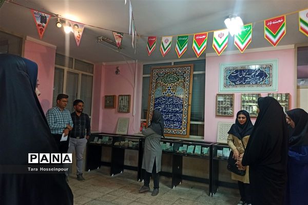 بازدید معلمان جوان ناحیه ۳ از پژوهش‌سرای اسدالله اسدی