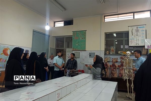 بازدید معلمان جوان ناحیه ۳ از پژوهش‌سرای اسدالله اسدی