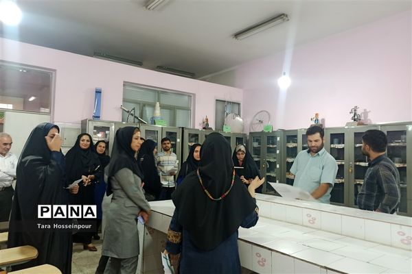 بازدید معلمان جوان ناحیه ۳ از پژوهش‌سرای اسدالله اسدی