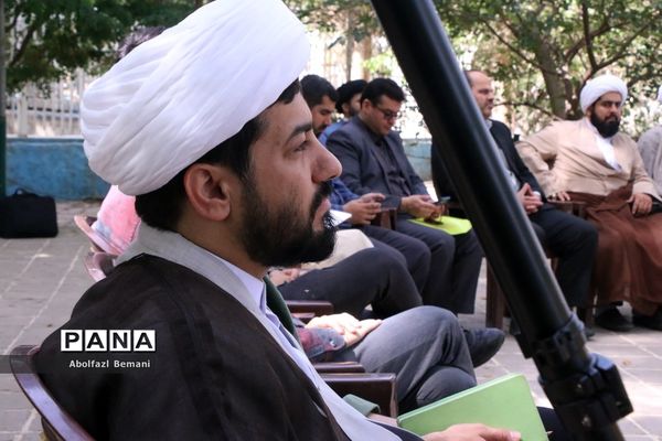 برگزاری کارگاه یک روزه «جذاب شو» در اردوگاه ملاصدرای قم