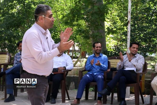 جلوه‌های آموزش بازی و خلاقیت در کارگاه جذاب‌سازی فعالیت‌های پرورشی