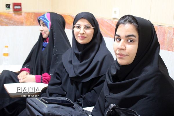 کارگاه آموزشی ارائه جدیدترین  یافته‌های تجربی در امور تربیتی، مشاوره و مراقبت در برابر آسیب‌های اجتماعی