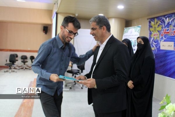 کارگاه آموزشی ارائه جدیدترین  یافته‌های تجربی در امور تربیتی، مشاوره و مراقبت در برابر آسیب‌های اجتماعی