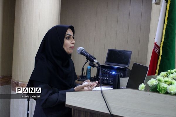 کارگاه آموزشی ارائه جدیدترین  یافته‌های تجربی در امور تربیتی، مشاوره و مراقبت در برابر آسیب‌های اجتماعی