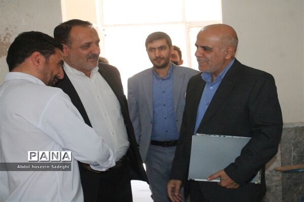 بازدید ناظر اداره‌کل آموزش و پرورش خراسان رضوی از حوزه‌های آزمون و تصحیح امتحانات نهایی 1402 شهرستان کلات