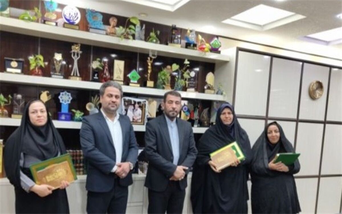 مدیر ، معاون و هنر آموز خلاق سعدآبادی تجلیل شدند