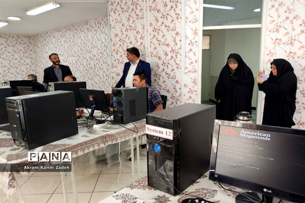 بازدید معاون پرورشی و فرهنگی آموزش و پرورش شهرستان‌های استان تهران  ازحوزه‌های تصحیح امتحانات نهایی اسلامشهر