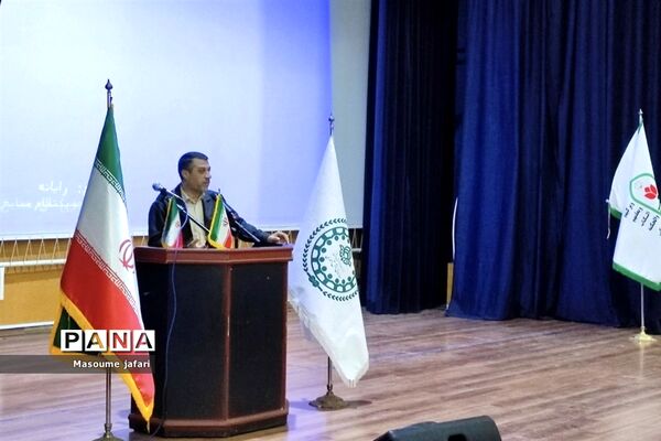 اعزام دانش‌آموزان دختر زیارت اولی گلستانی به مشهد مقدس