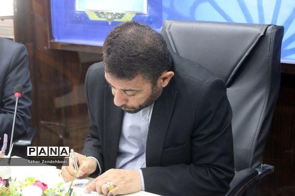 آیین تجلیل از مدال‌آوران المپیادهای علمی در بوشهر