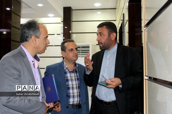 آیین تجلیل از مدال‌آوران المپیادهای علمی در بوشهر