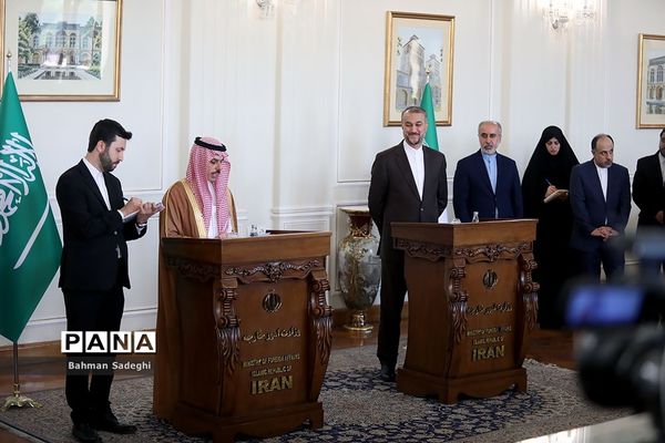 دیدار وزرای خارجه عربستان و ایران