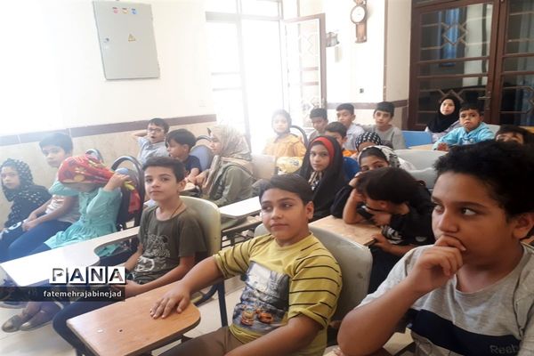 آیین افتتاحیه غنی‌سازی اوقات فراغت دانش‌آموزان ابرکوهی