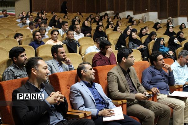 برگزاری دوره توانمندسازی مشاوران مدارس