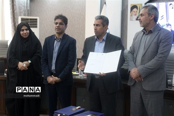 تجلیل از مدال‌آوران المپیادهای علمی دانش‌آموزی