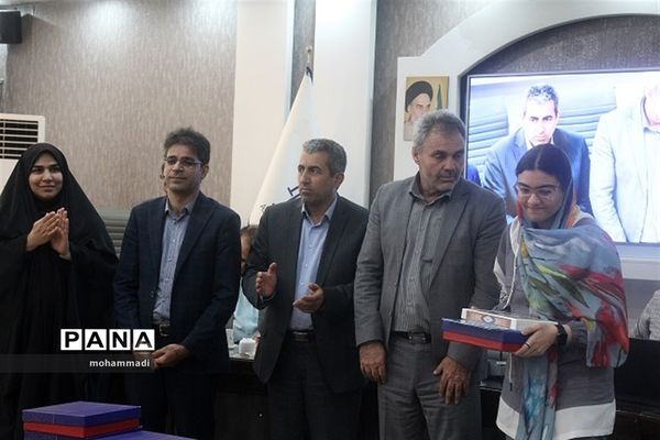 تجلیل از مدال‌آوران المپیادهای علمی دانش‌آموزی