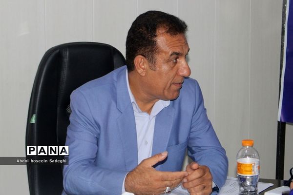 جلسه شورای نظارت بر مدارس بزرگسال استان بوشهر