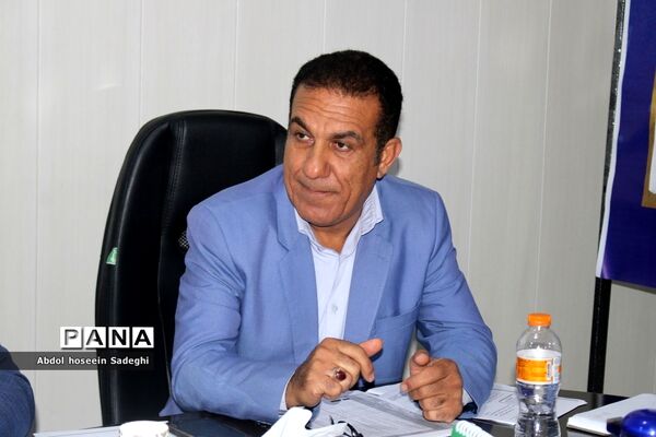 جلسه شورای نظارت بر مدارس بزرگسال استان بوشهر