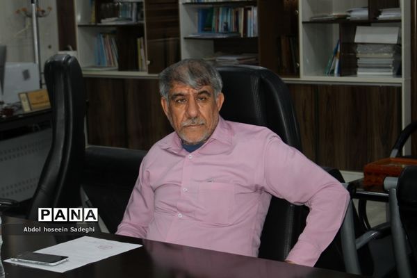 جلسه شورای نظارت بر مدارس بزرگسال استان بوشهر