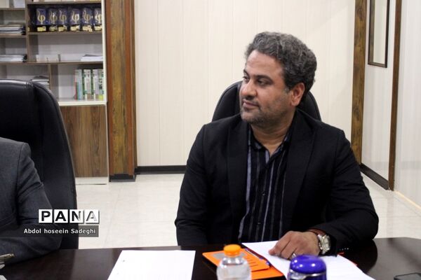 جلسه شورای نظارت بر مدارس بزرگسال استان بوشهر