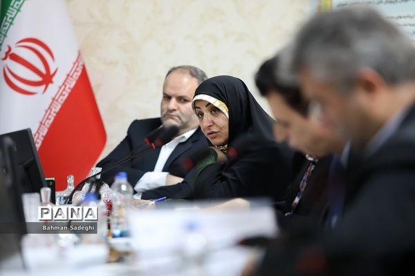 نشست تخصصی بررسی و تحلیل چالش‌های تحصیلی دانش‌آموزان اتباع خارجی در ایران