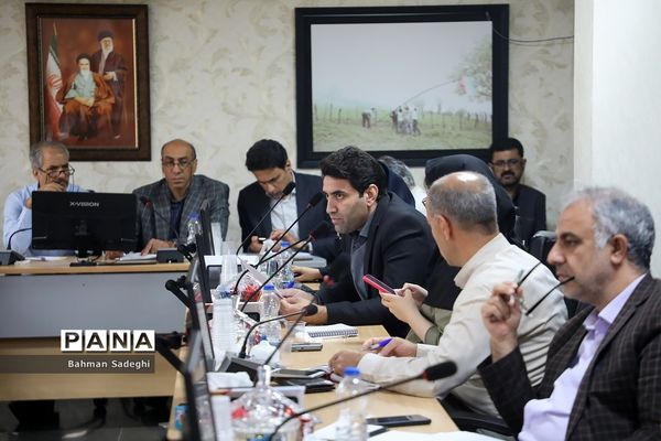 نشست تخصصی بررسی و تحلیل چالش‌های تحصیلی دانش‌آموزان اتباع خارجی در ایران