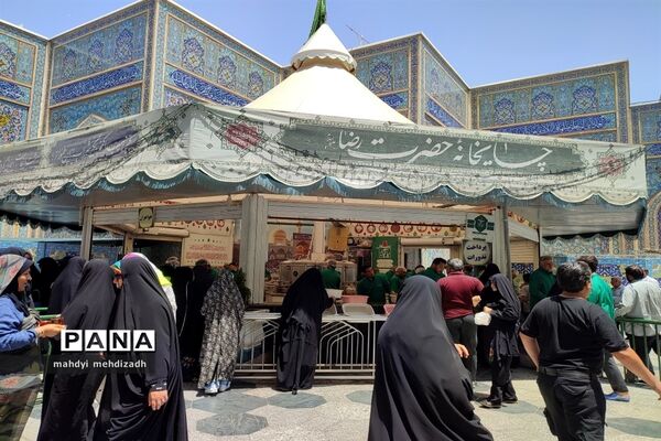 حال‌و‌هوای حرم ضامن آهو در سالروز شهادت جوادالائمه امام محمد‌تقی(ع)