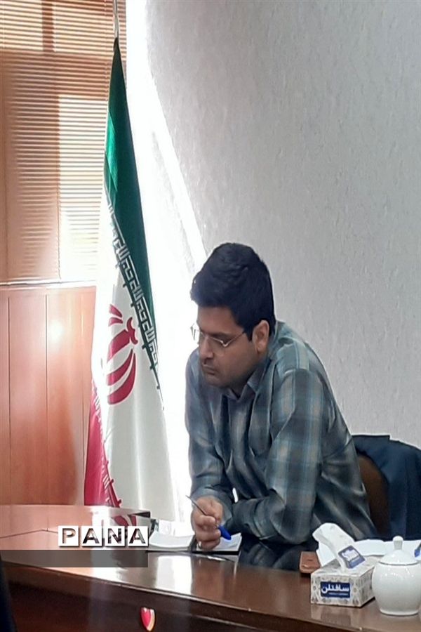 جلسه مسئولان سازمان دانش‌آموزی استان زنجان