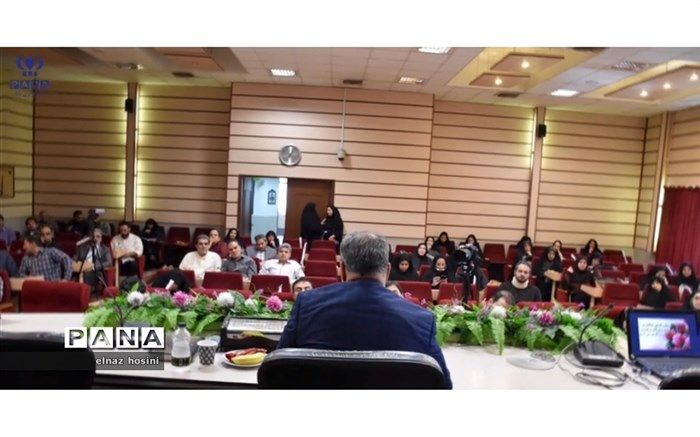 کارگاه توانمندسازی مدیران متوسطه ناحیه یک مشهد در طرح قاضی مدرسه/ فیلم