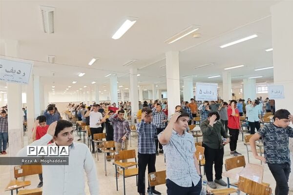بازدید مسئولان وزارتی از آزمون ورودی مدارس استعدادهای درخشان در قم