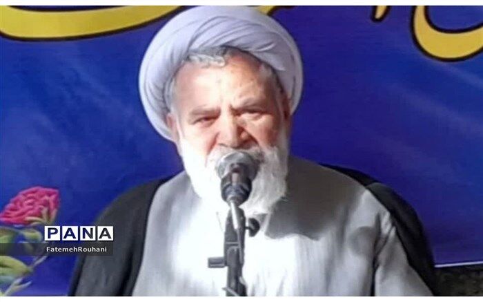 تدبر ومشورت باعث رعایت همه ملاحظات در کارها می‌شود