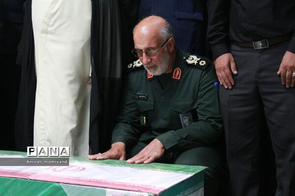 تشییع‌ پیکرشهید مدافع امنیت «مهدی شاه‌ملکی» در کرمانشاه