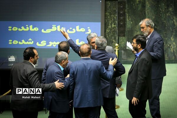 رای اعتماد مجلس به وزیر پیشنهادی جهاد کشاورزی