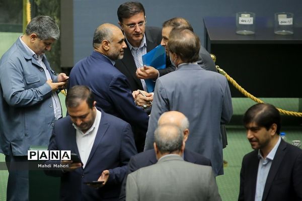 رای اعتماد مجلس به وزیر پیشنهادی جهاد کشاورزی