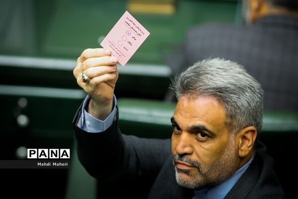 رای اعتماد مجلس به وزیر پیشنهادی جهاد کشاورزی