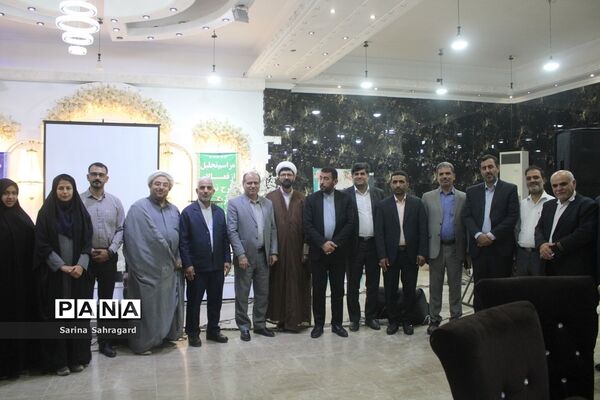 تجلیل از مربیان پرورشی‌، مشاوران‌، مراقبان سلامت و دبیران ورزش شهرستان بوشهر‌(‌2 )