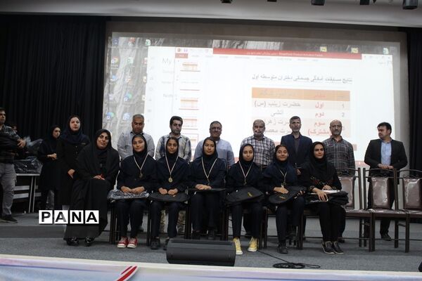 جشن ستارگان دختران شهرستان برخوار
