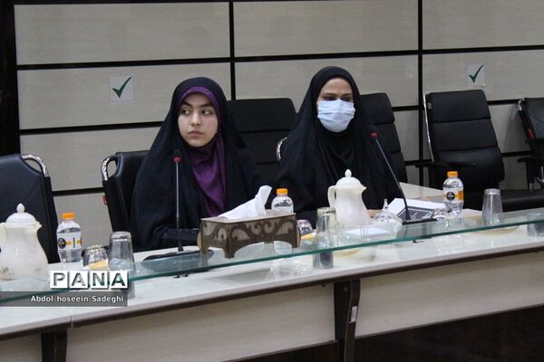 نشست هم‌اندیشی تشکل‌های دانش‌آموزی استان بوشهر