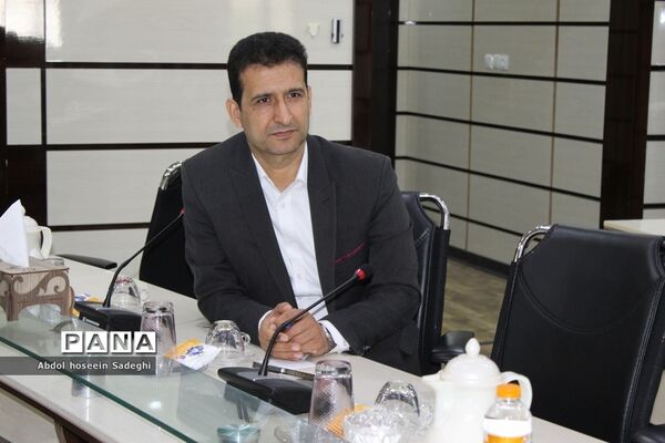 نشست هم‌اندیشی تشکل‌های دانش‌آموزی استان بوشهر
