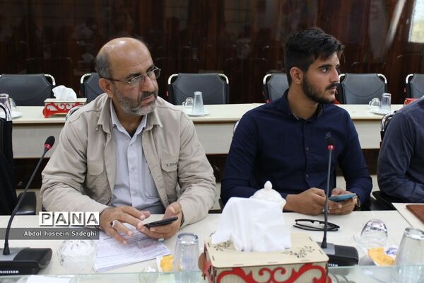 نشست هم‌اندیشی تشکل‌های دانش‌آموزی استان بوشهر
