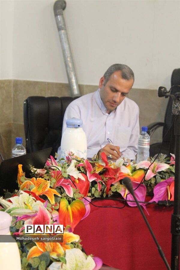 نشست معاونان پرورشی و تربیت‌بدنی شهرستان مناطق مازندران