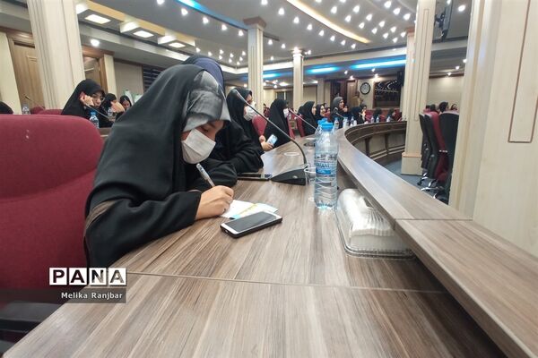 اختتامیه دوازدهمین دوره جشنواره نوجوان سالم ویژه دختران دانش‌آموز در قم