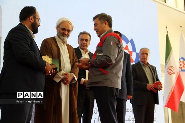 نخستین گردهمایی فعالان صنعت نوشت‌ افزار ایران در نمایشگاه شهرآفتاب