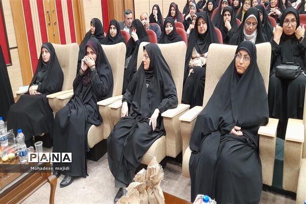 تقدیر از معلمان برتر خشت اولی شهرستان‌های استان تهران دراردوگاه استانی شهید محمد منتظری شهریار
