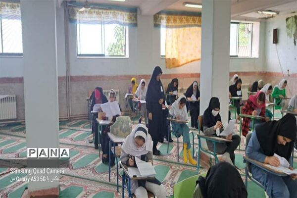 آزمون تیزهوشان دختران و پسران در دبیرستان علامه حلی