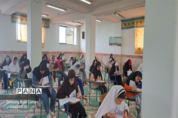 آزمون تیزهوشان دختران و پسران در دبیرستان علامه حلی