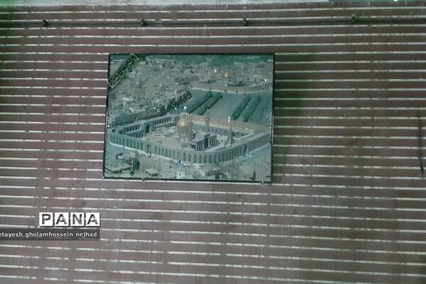 یادبود شهید‌محمد قنبری در گلزارشهدای شهرستان‌ قرچک